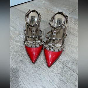 Valentino Rockstud Red Pumps